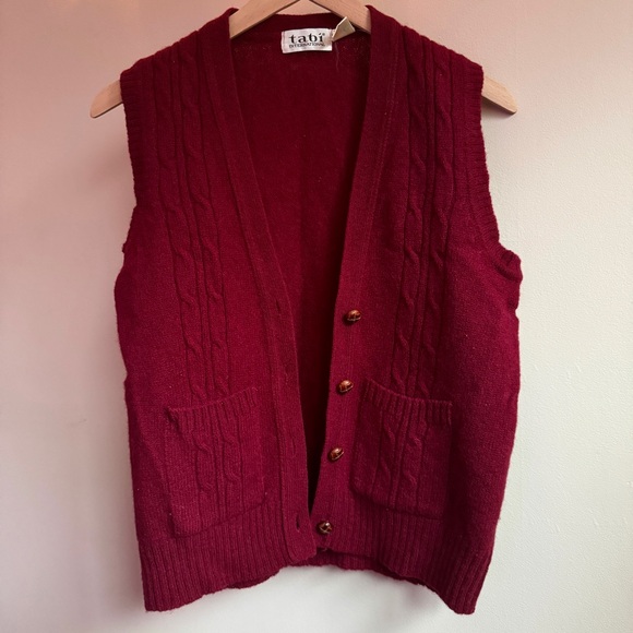 🎄100% Wool Vintage Burgundy Sweater Vest - Picture 2 of 6